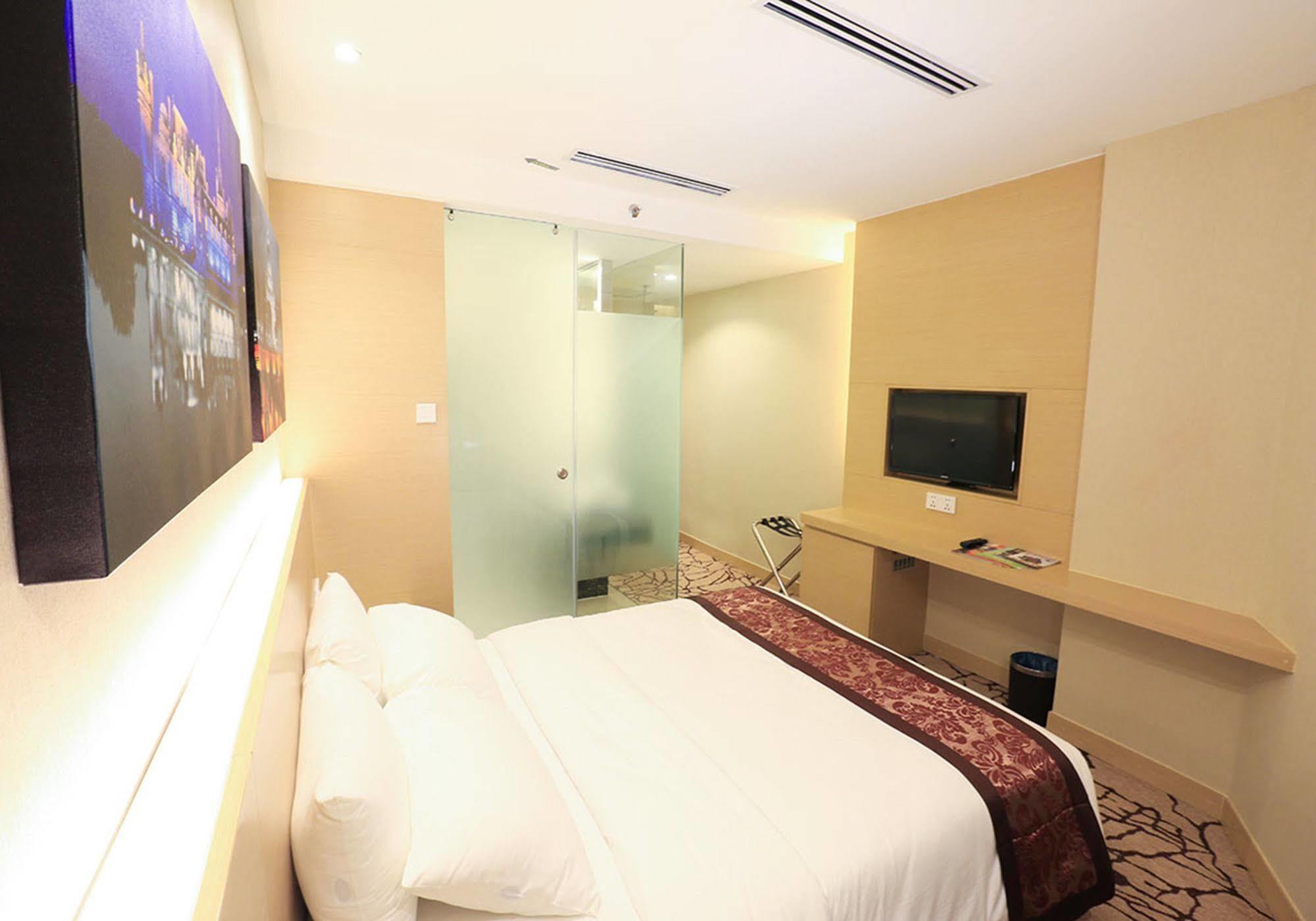 Eco Tree Hotel, Melaka Exterior photo